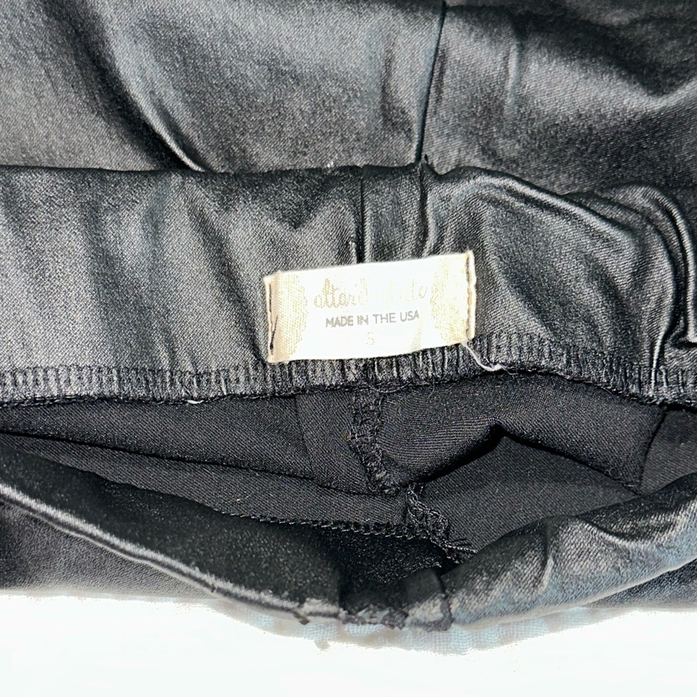 Altar'd State Black‎ Ankle Pants